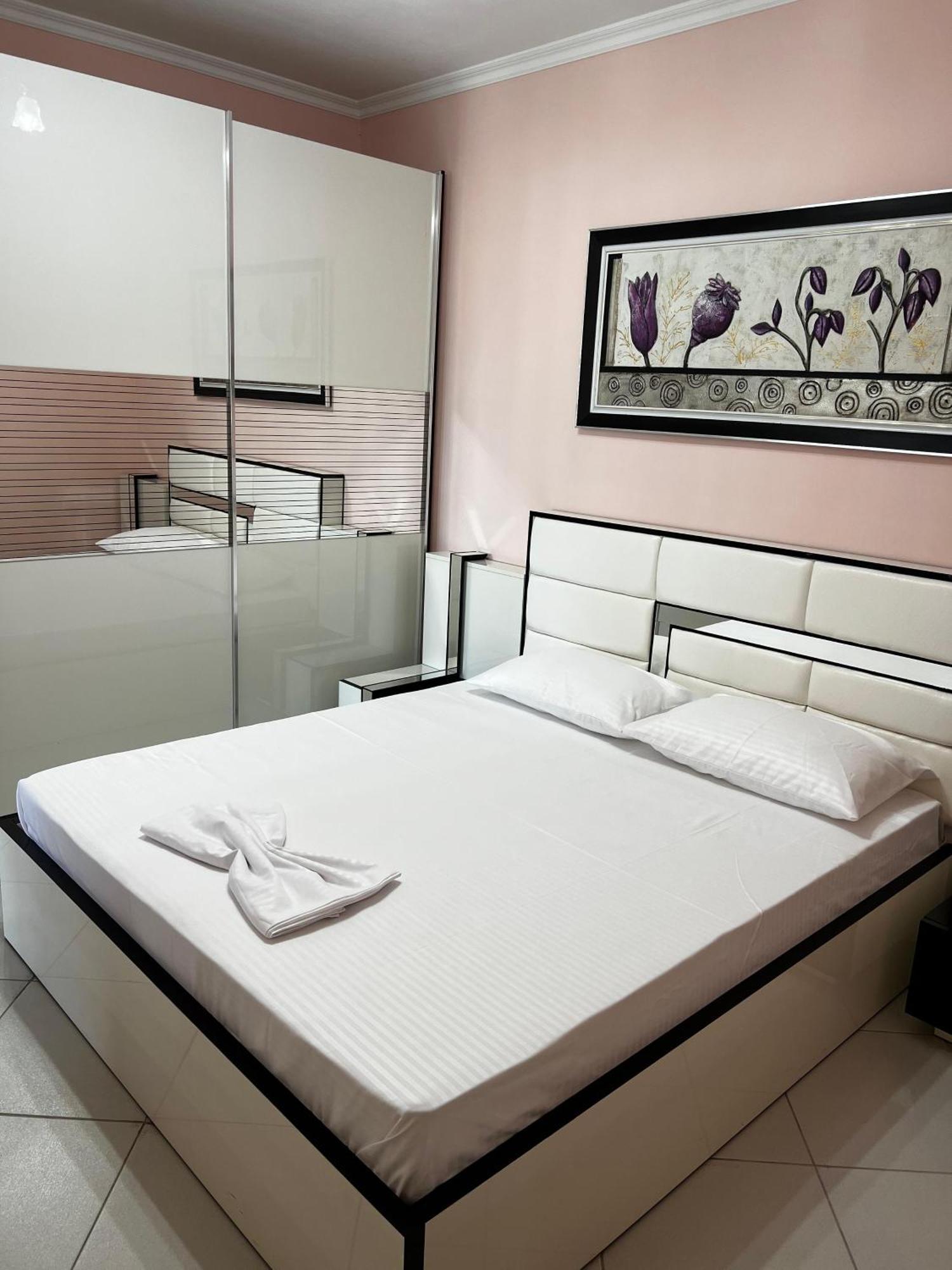 Amy'S Luxury Appartment Shkodër エクステリア 写真