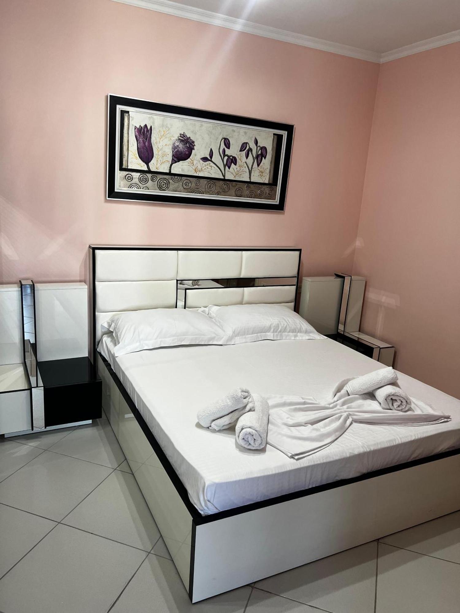Amy'S Luxury Appartment Shkodër エクステリア 写真