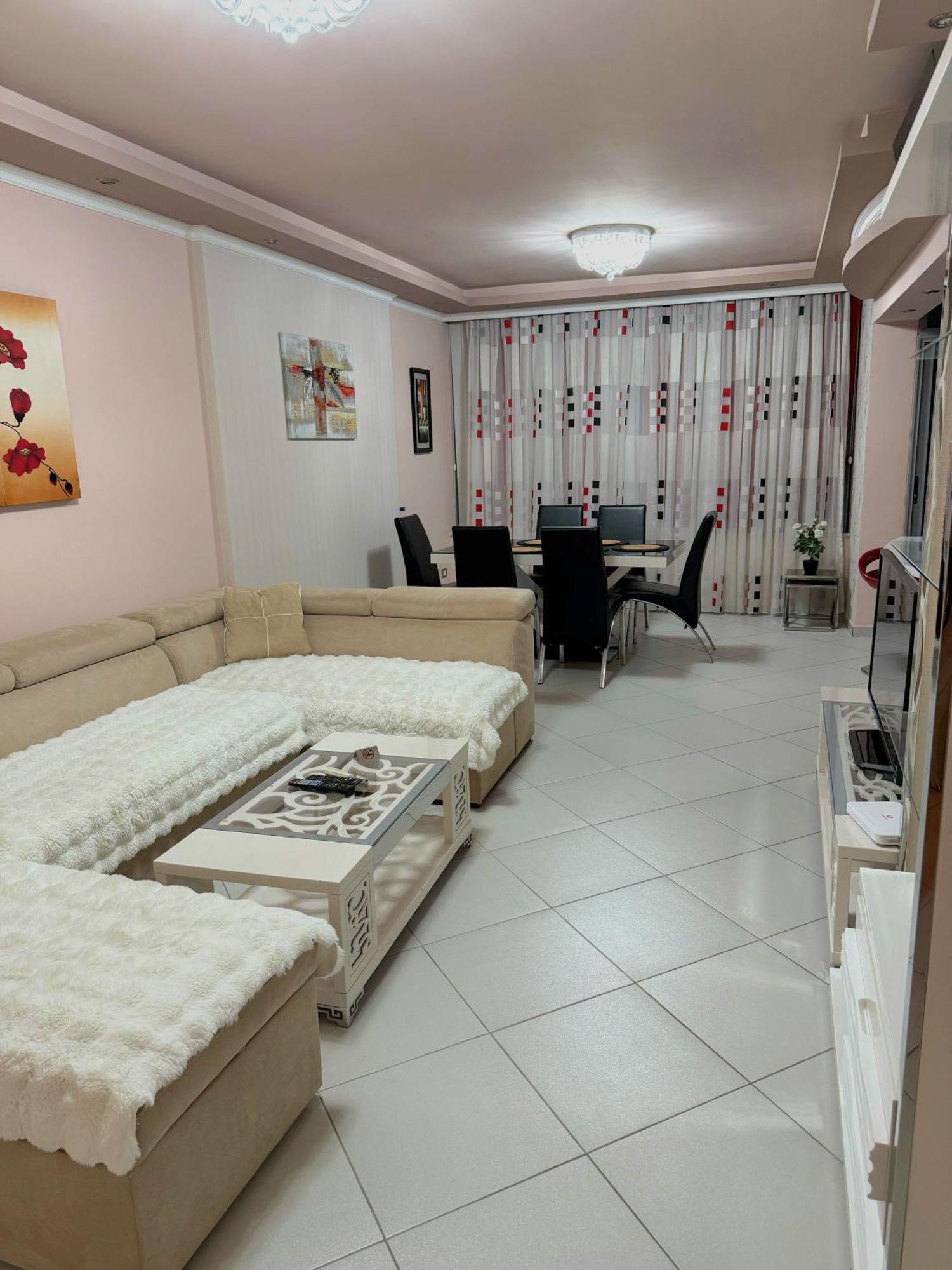 Amy'S Luxury Appartment Shkodër エクステリア 写真
